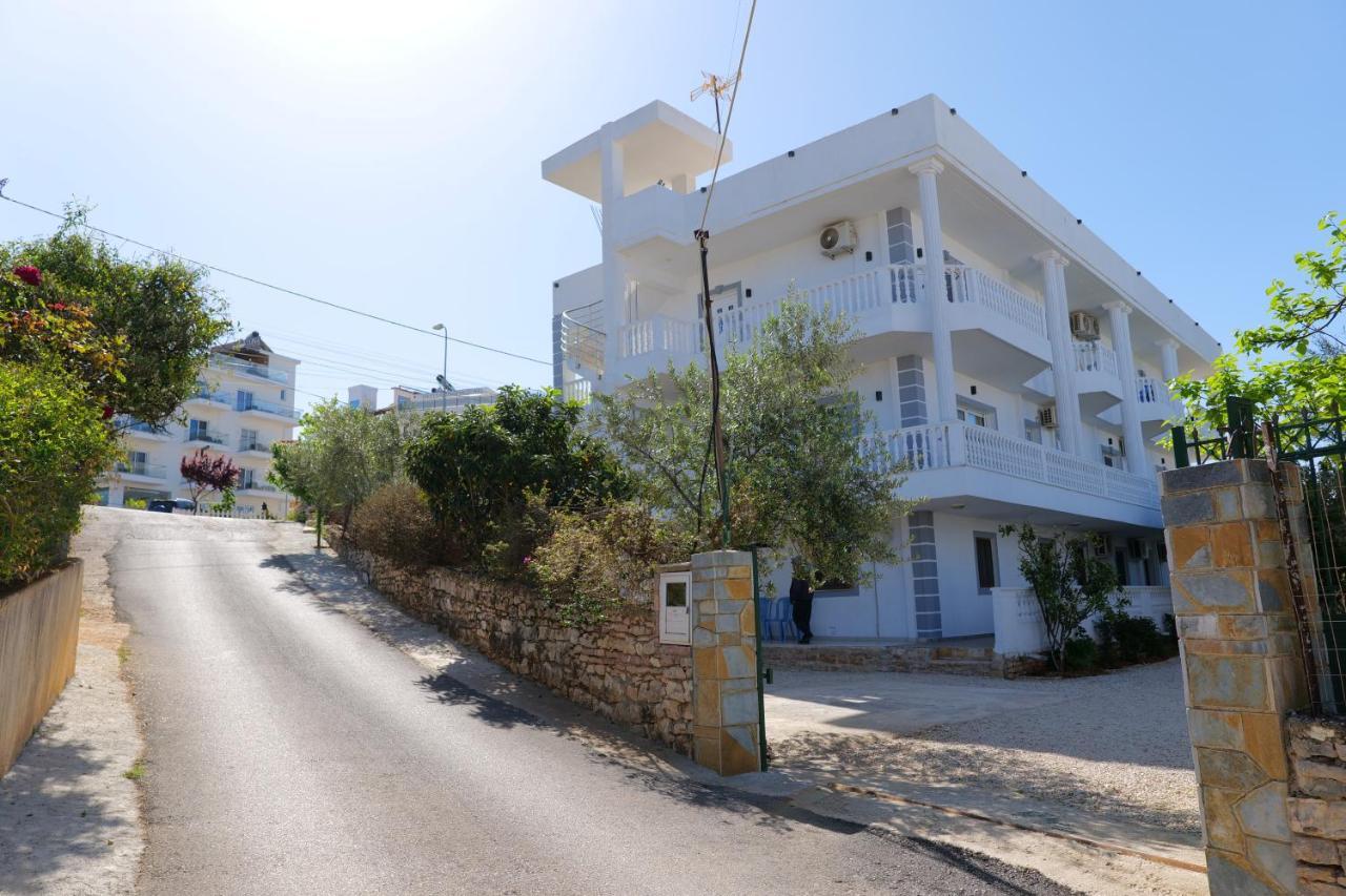 Vila Unique Aparthotel Ksamil Exterior photo
