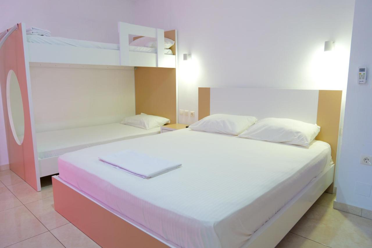 Vila Unique Aparthotel Ksamil Exterior photo